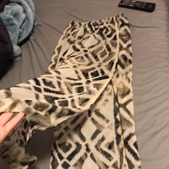 FREE WITH BUNDLE - Picture 2 of 5